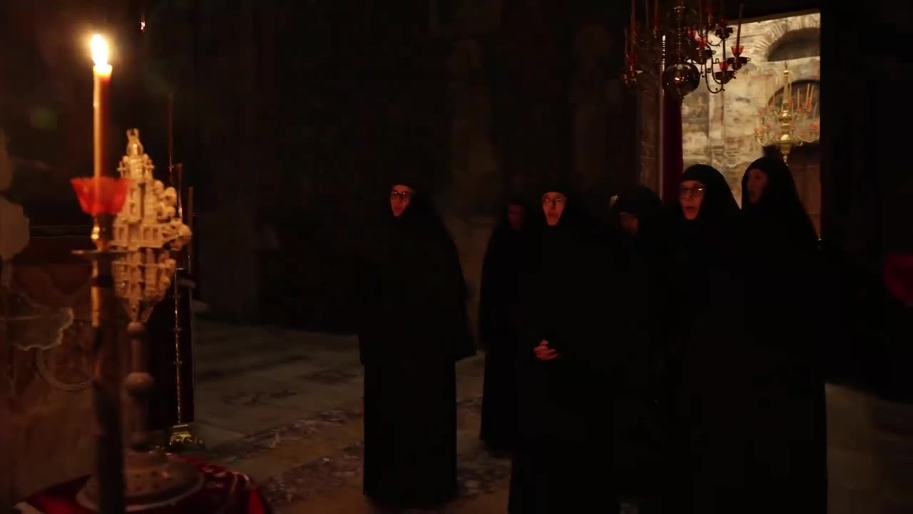 Sisters from the Monastery of St. Stephen near Vranje, "Vozbrana Vojevodja" in Dečani. #orthodoxy