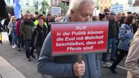 MONTAGSSPAZIERGANG- BAUTZEN, Kornmarkt, 15 04 2024, 167. Mahnwache