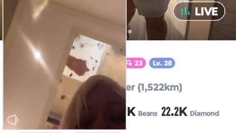 #Clip2 Desire Gets Into It W/ A Chick She Wants Diamond Help