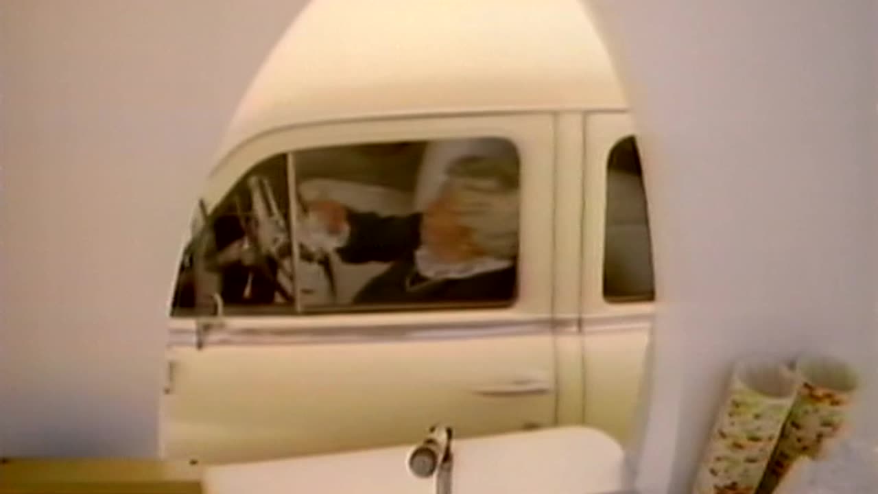 1984 - Classic Wendy's Ad 'Where's the Beef?'