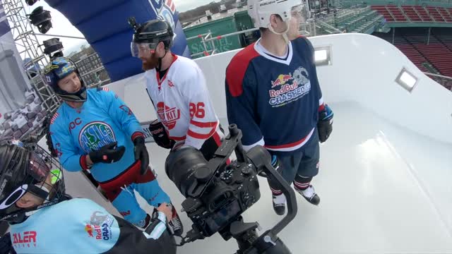 Hockey Players try Red Bull Crashed Ice Track for the first time WITHOUT Practice!