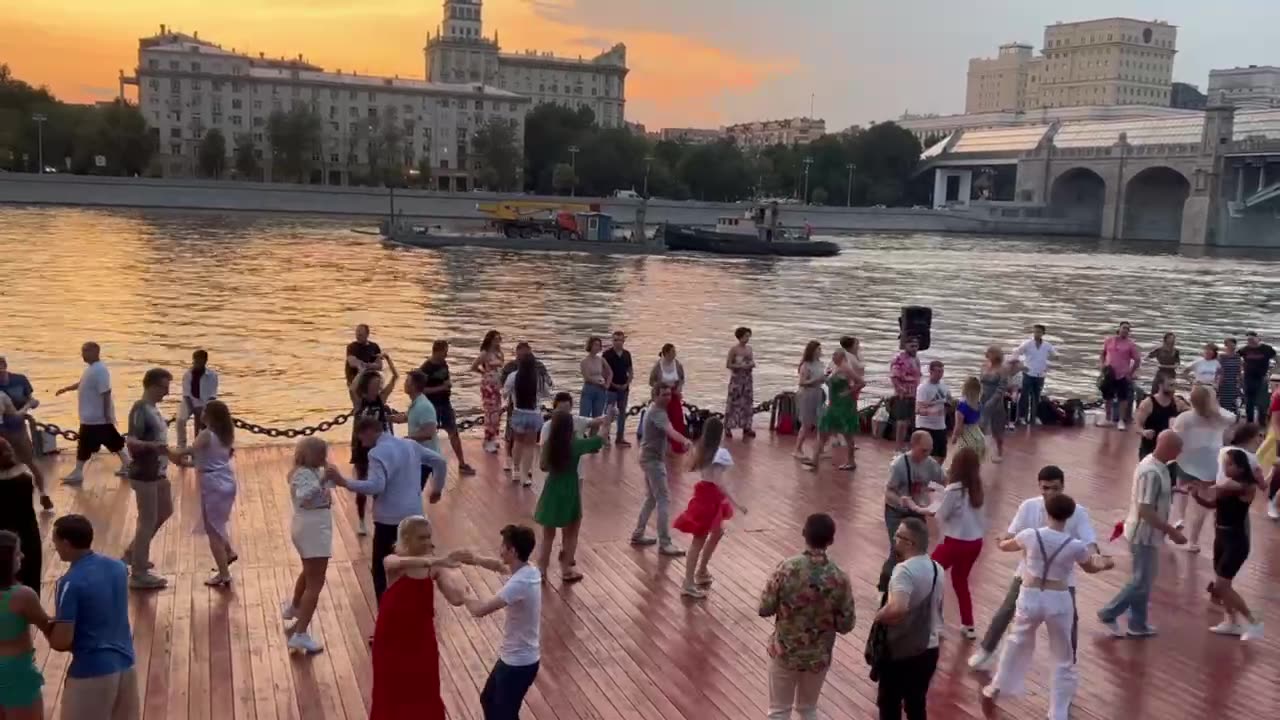 People were dancing Latin music in the streets. Moscow is one beautiful, vibrant city