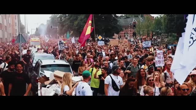 Een klein groepje mensen is ons land kapot aan het maken