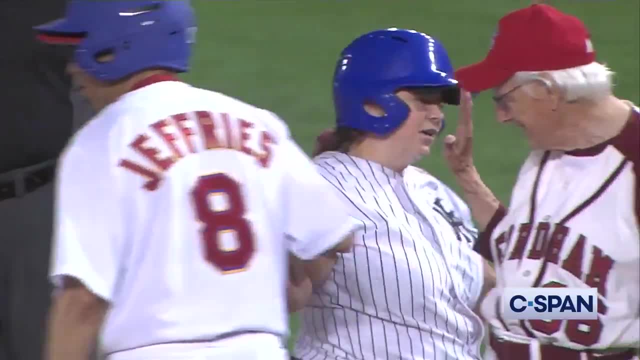 Rep. Linda Sanchez Flipped off the Republican Dugout During the Congressional Baseball Game