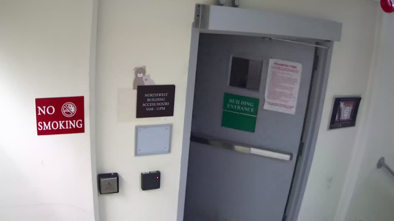 5181CHOBBANorthLobbyStair8_2021-01-05_18h40min01s823ms.mp4