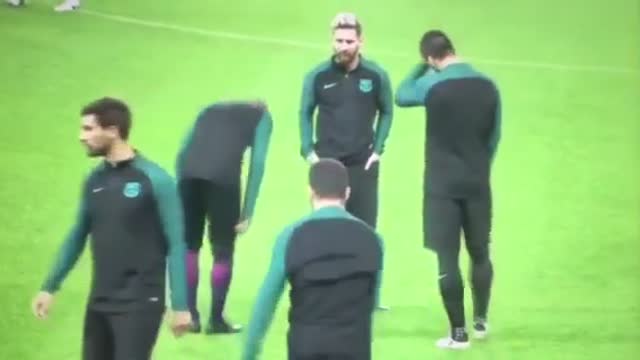 Neymar fight vs Suarez in training / Messi epic reaction !