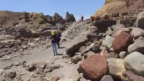 The Volcano: Rescue from Whakaari