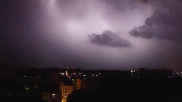 GALACTIC BATTLE - Intense thunderstorm over France 🇫🇷⚡montpellier #orage