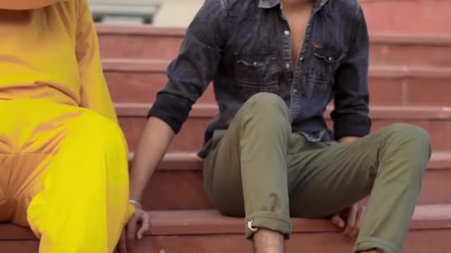 किसी के हंसने की वज़ह बनो रुला तो हर कोई देता हैं