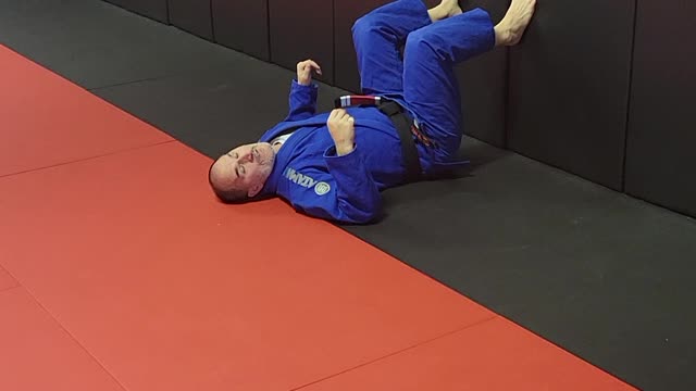 Some BJJ wall drills for hip mobility
