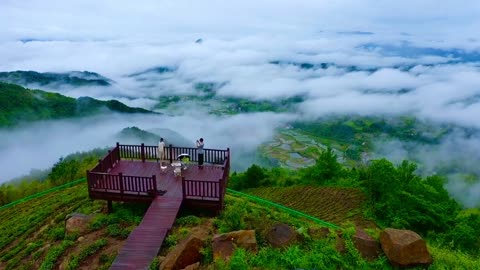 Clouds and mist surround the wonderland of the world