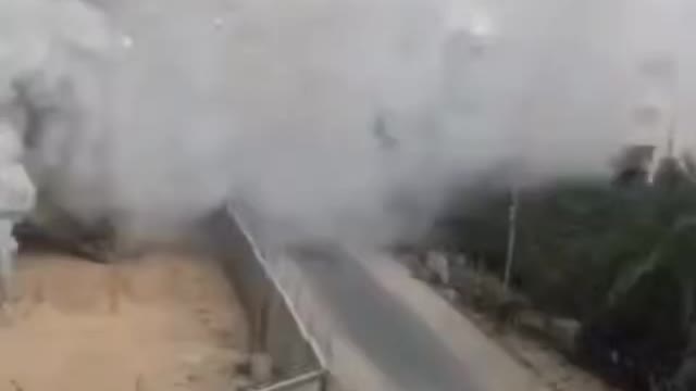 White phosphorous gas