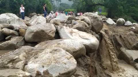 El fuerte aguacero que cayó en la noche de este martes 25