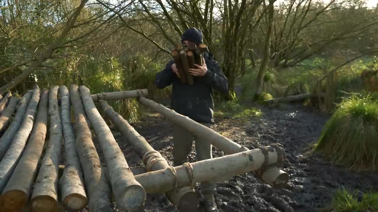 BUILDING WOOD SURVIVAL SHELTER IN WILDLANDS