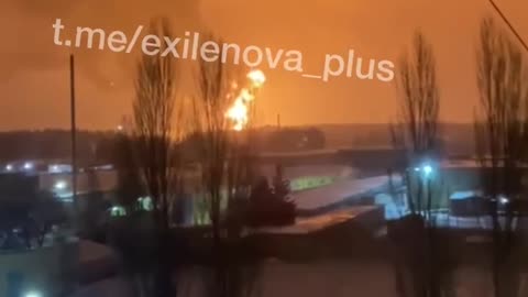 🛸 Ukrainian drones attacked oil depot in Bryansk.