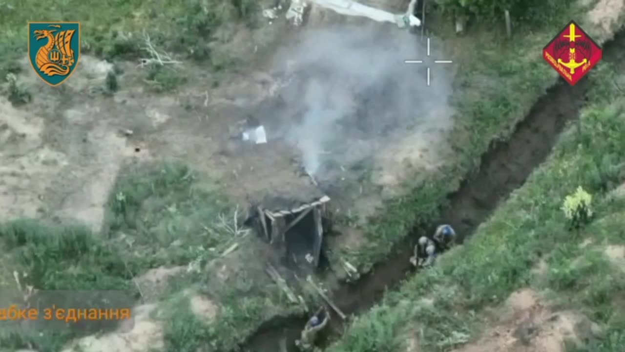 Ukrainians Storming Russian Trenches(Incredible Footage)