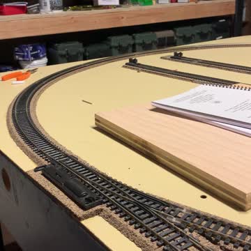 HO Scale Union Pacific Big Boy 4014 on my 4x12 Layout