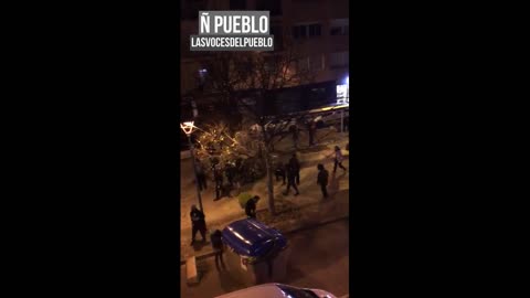 El separatismo y la ultraizquierda queman Tarrasa el Día de la Constitución 2018.