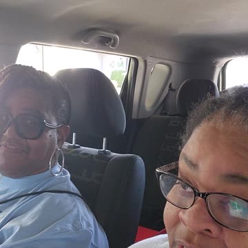 Barbie is a gold digger! #jokeoftheday