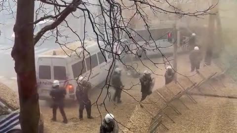 Farmers vs police at home of the EU, Brussels