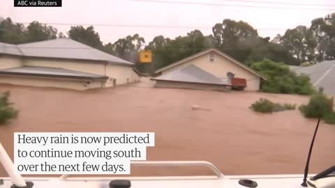 Eastern Australia reeling from NSW and Queensland 2022 floods as downpour moves south