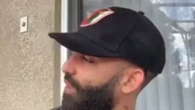 Arcangel Fumando