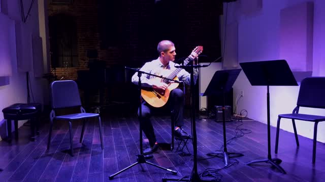 Feona Lee Jones – Dragsúgur (2019) – Roberto Granados, Solo Guitar