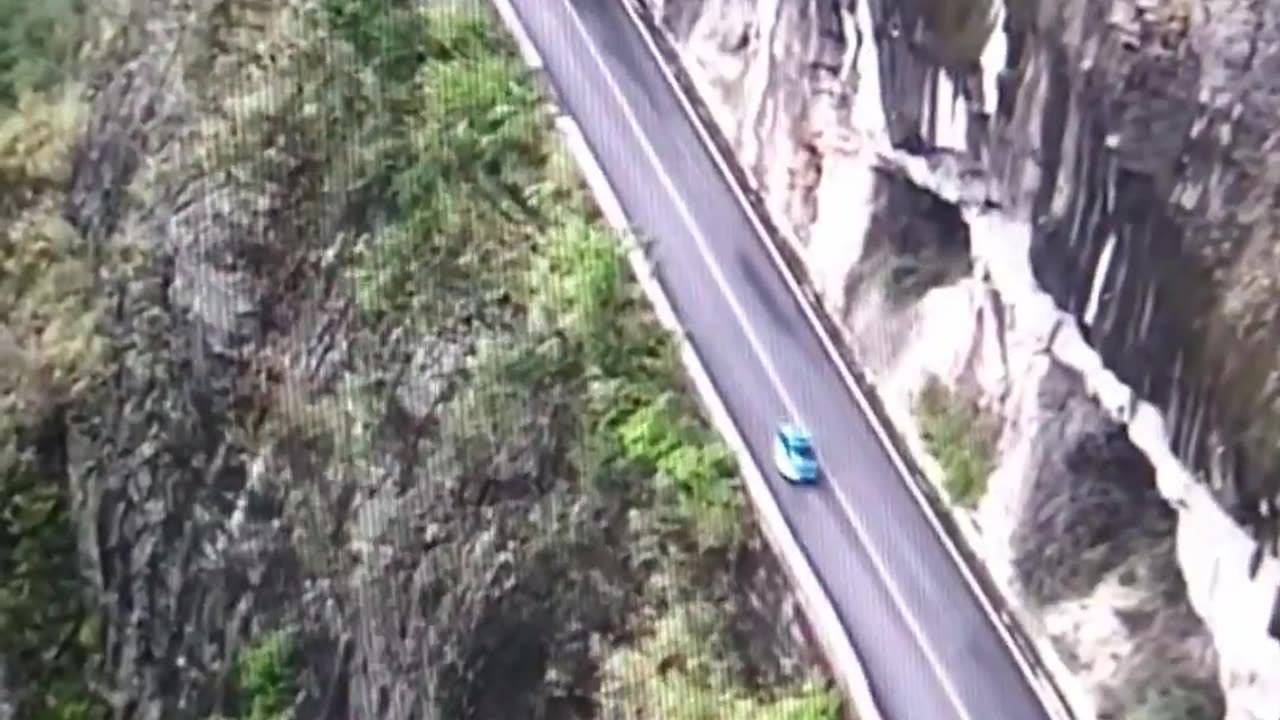 Driving through the nature gorge's a good experience?