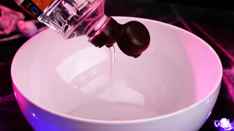 HOW TO MAKE FAKE BLOOD FOR HALLOWEEN