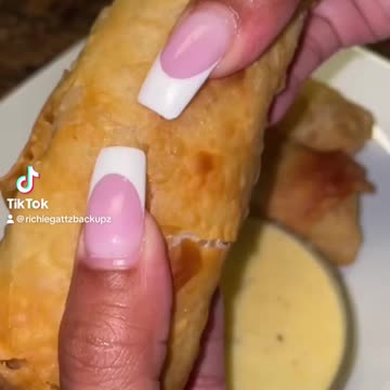 That’s why we all got big backs now 😭