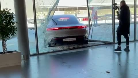 Mikhail litvin 😂🥇Never drove an electric car, the pedal is too sensitive