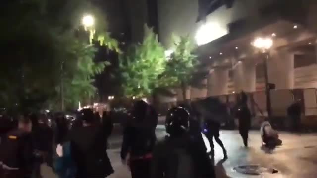 Antifa BLM Extremest Throw Molotov Cocktails At Portland Police!