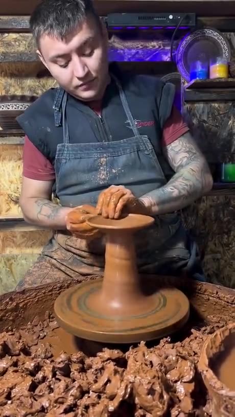 Oddly satisfying creativity