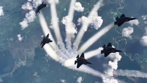 F-35 Formation free fall.