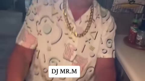 DJ MR. M WITH PLATES 🤣