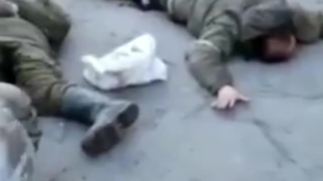 Shocking Video Reportedly Shows Ukrainians Shooting & Torturing Russian POWs