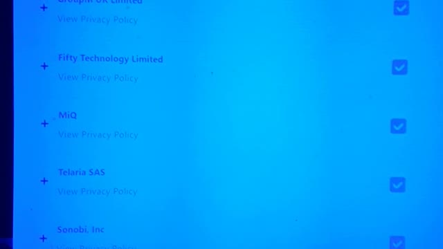 Microsoft Windows 10 Data Harvesting with 300+ companies including Huawei Chinese spy network 24