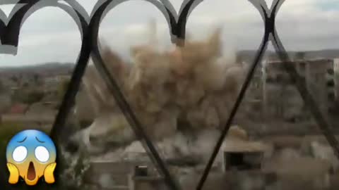 Video capture of bomb blasting in Syria