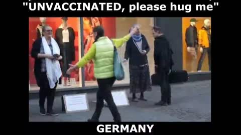 Meanwhile FAUCI in Germany: "Hug me, I am unvaccinated"!