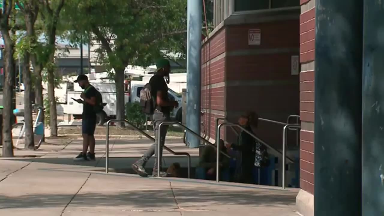 What possible loss of Greyhound terminal could mean for Chicago on global scale