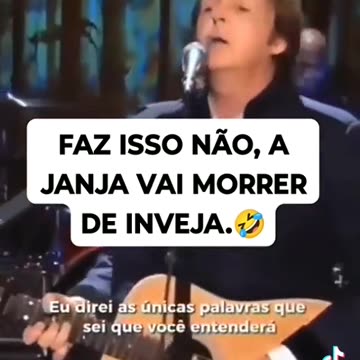 Paul homenageia Michele.