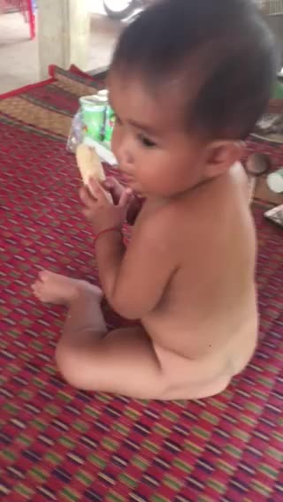 My son eat Khmer Bampong