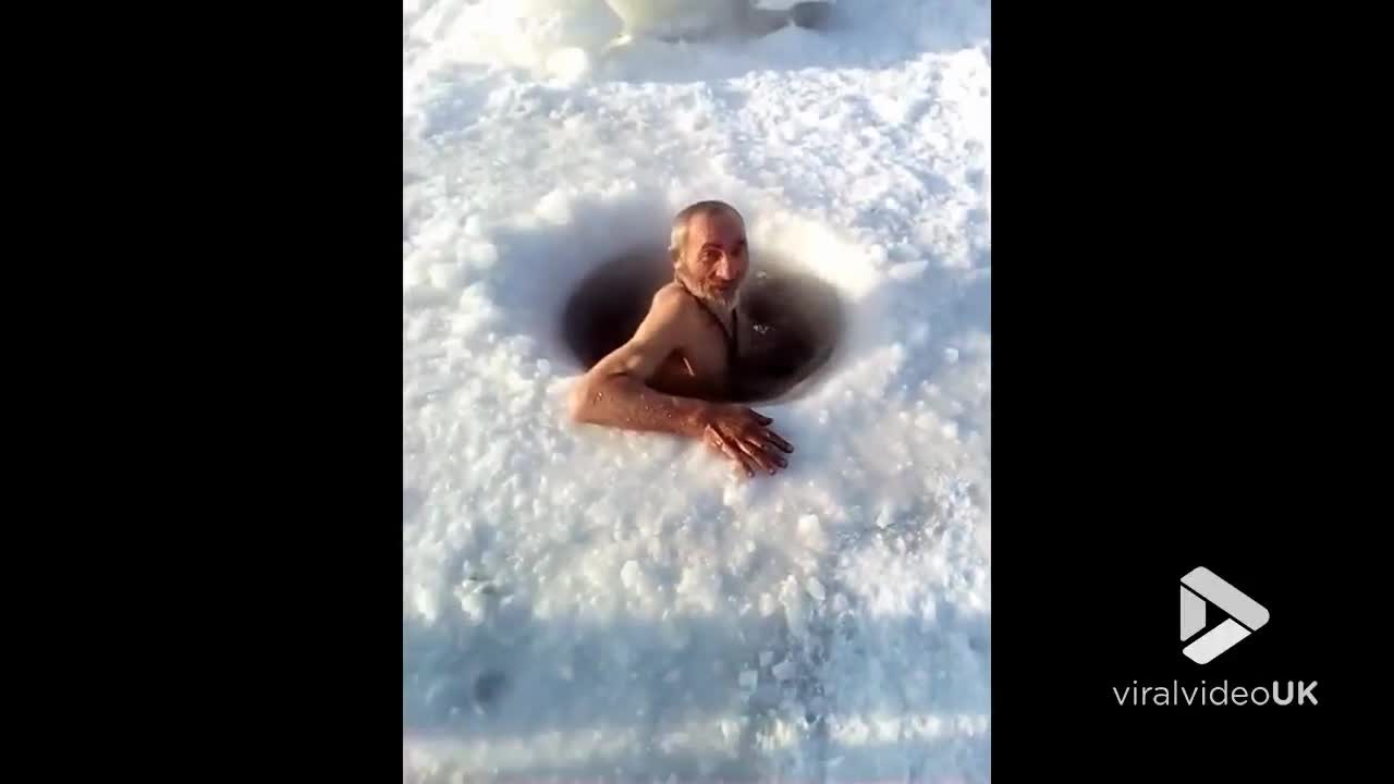 Older Gentleman Dives 20 Meters Into Frozen Waters