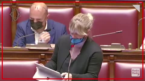 Cunial alla camera: "ciò che dite sui vaccini non è scritto da nessuna parte"