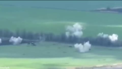 Entire Russian column destroyed by Ukrainian drone guided artillery