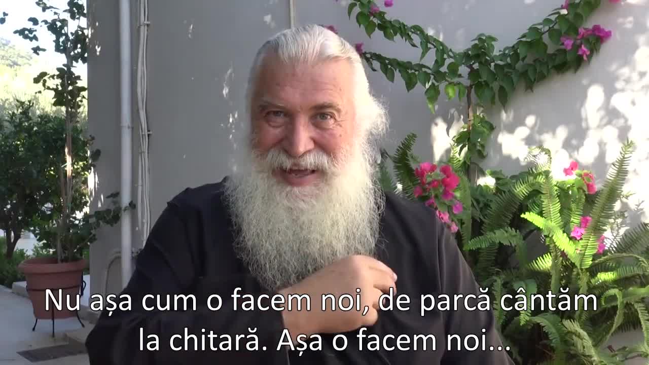 Ereticul Ecumenist Elpidie isi face "crucea" la fel cum face "botezul", publicata 7 august 2022