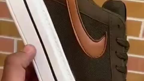 Nike shoes on peak 😯