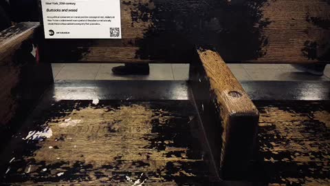 Voice over subway bench