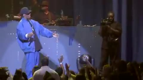 R.kelly live