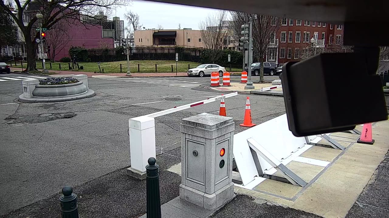 0794KIO00K9NJ-DSE_2021-01-06_09h34min39s253ms.mp4